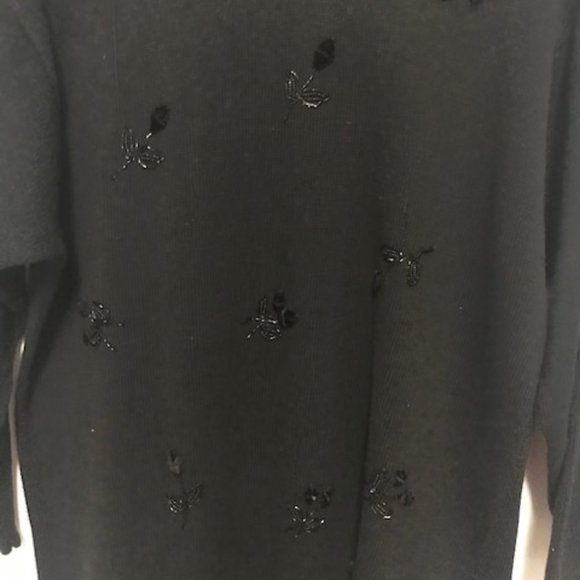 Victoria Jones Black Sweater. Beaded/Velvet Floral - Picture 2 of 3